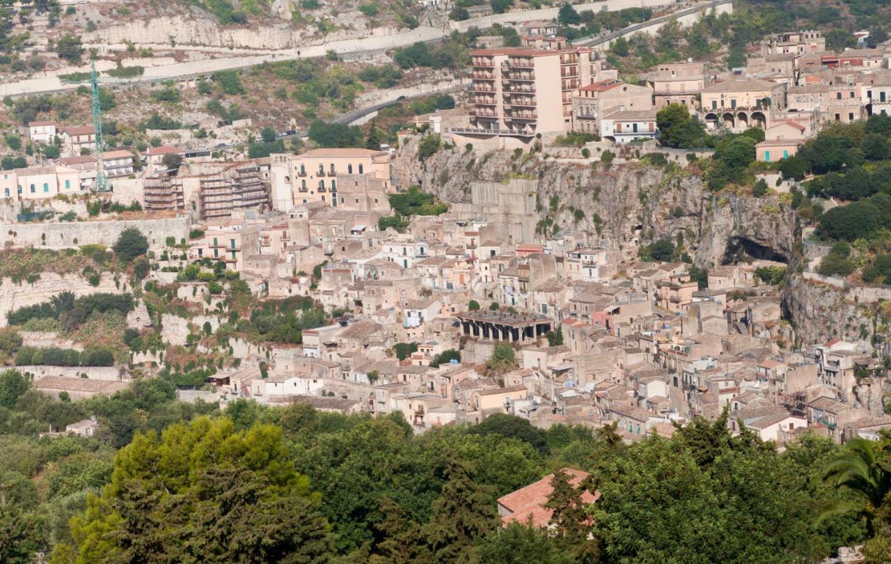 Casa Degli Avi Don Neli, Immersa Nella Natura Modica Extérieur photo